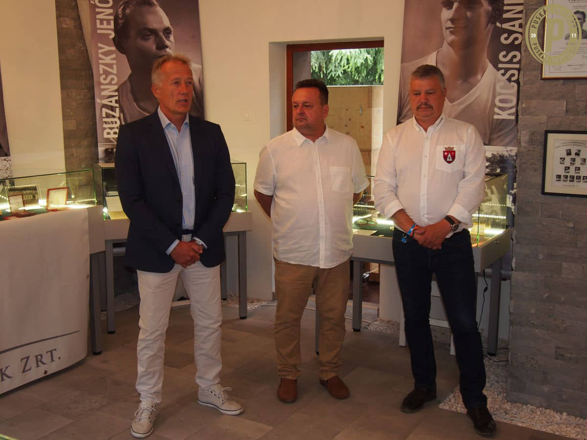 A Puskás Akadémia ismét a Szabadegyetemen