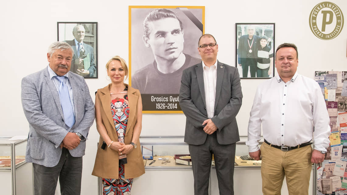 ARANY PILLANATOK, 2018. MÁJUS, GYULA