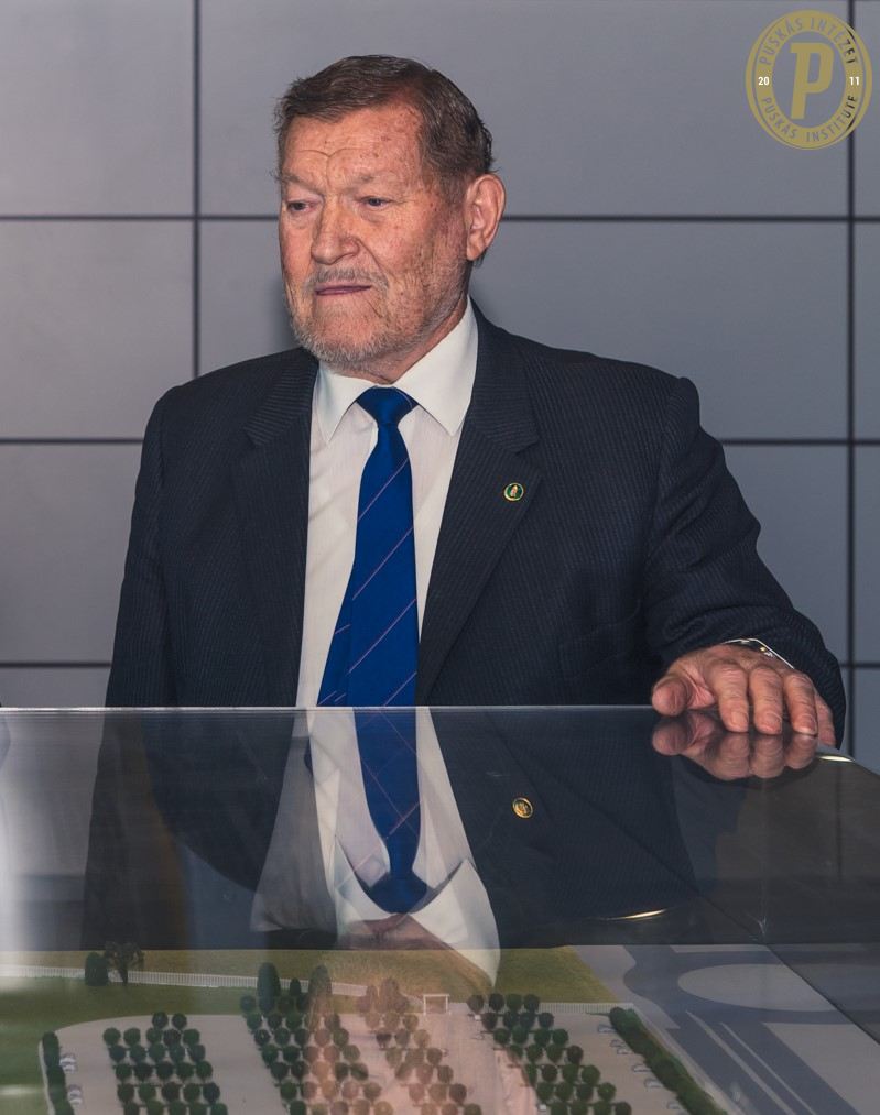 Isten éltesse, Tóth-Zele Józsefet!