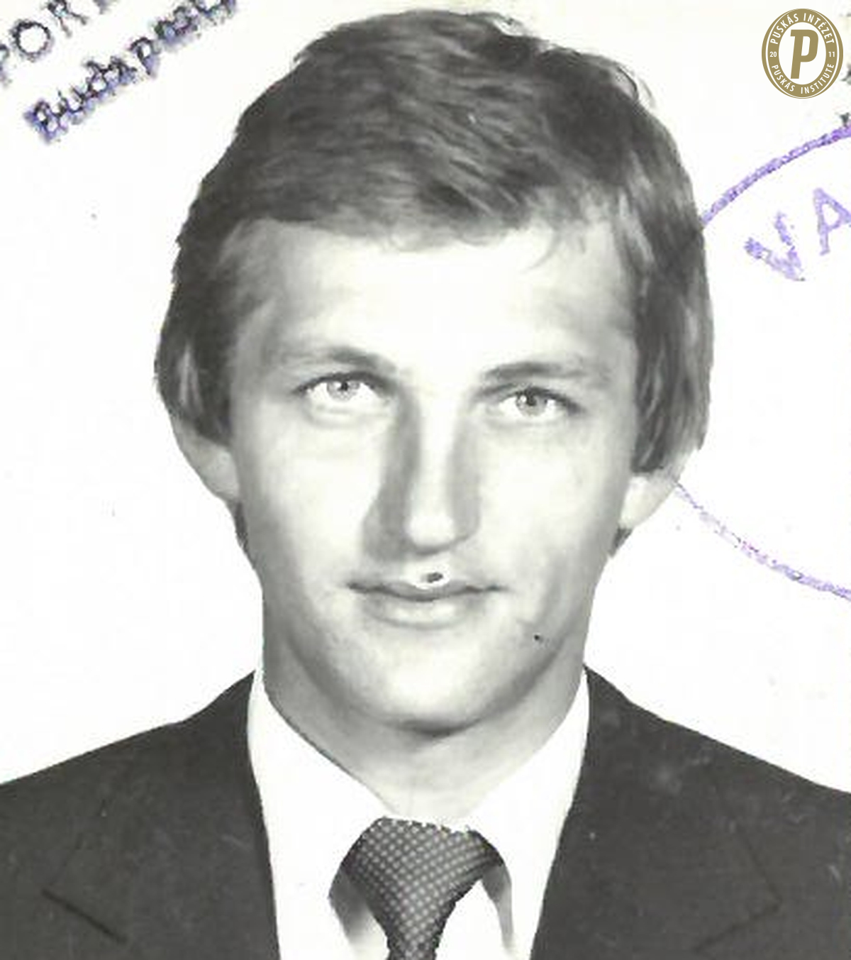 Isten éltesse, Kiss Lászlót!