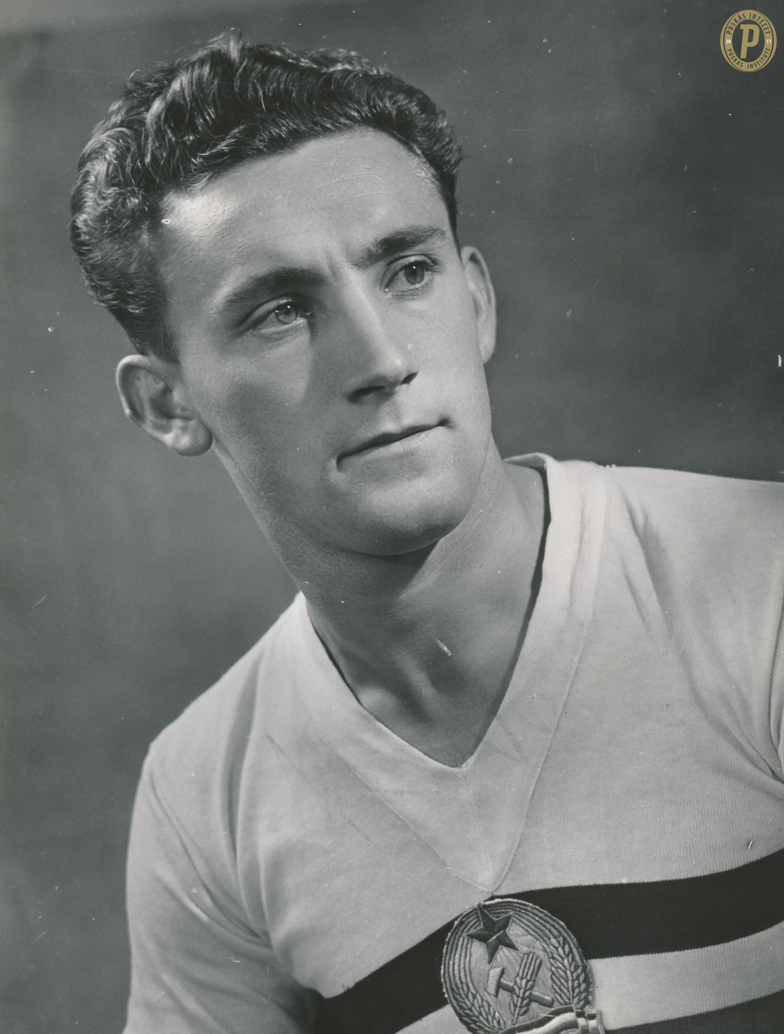 Lila-fehér sikerkovács