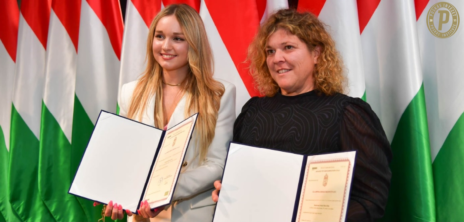 Visszakapták állampolgárságukat