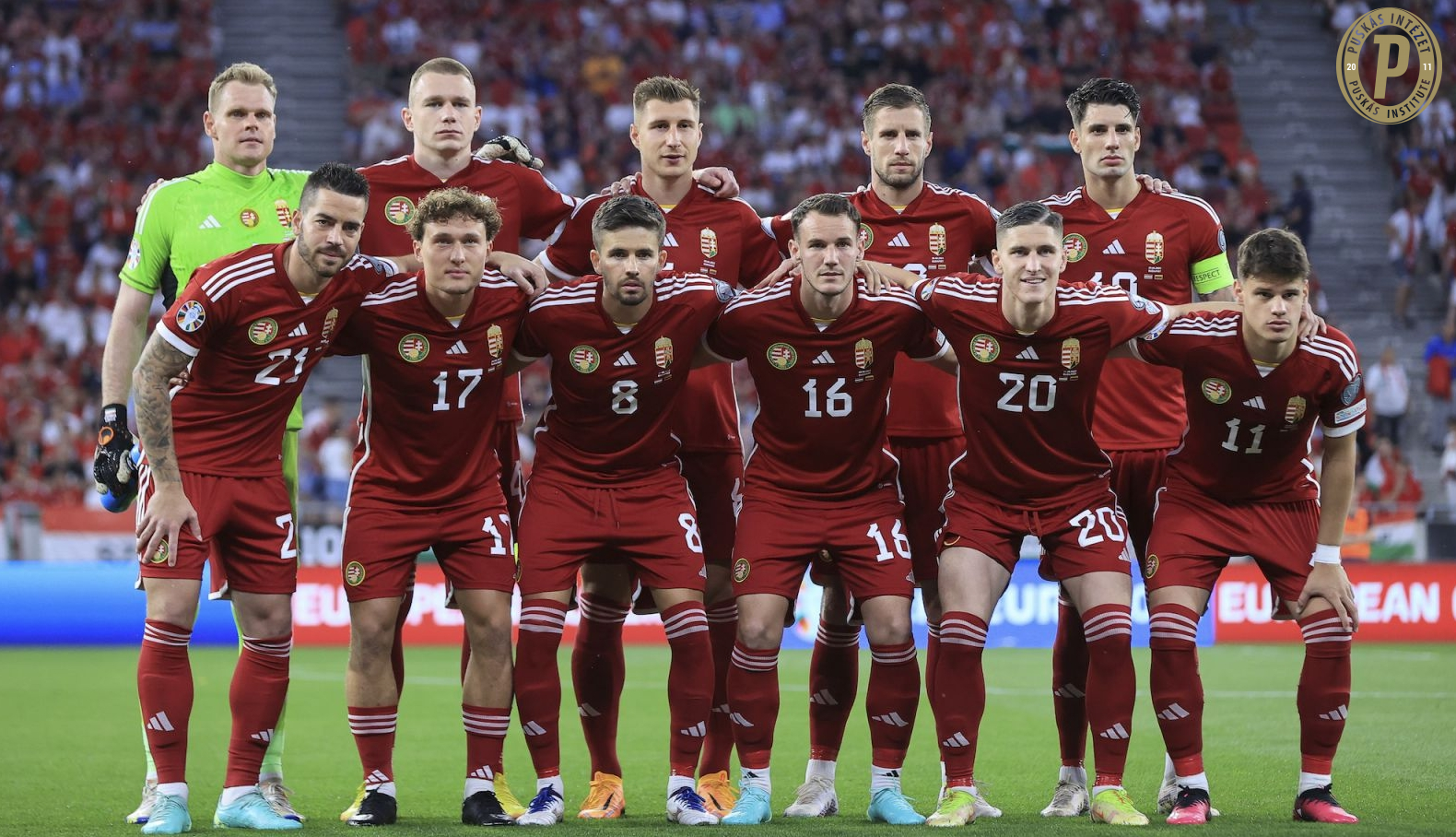 Karnyújtásnyira az Eb