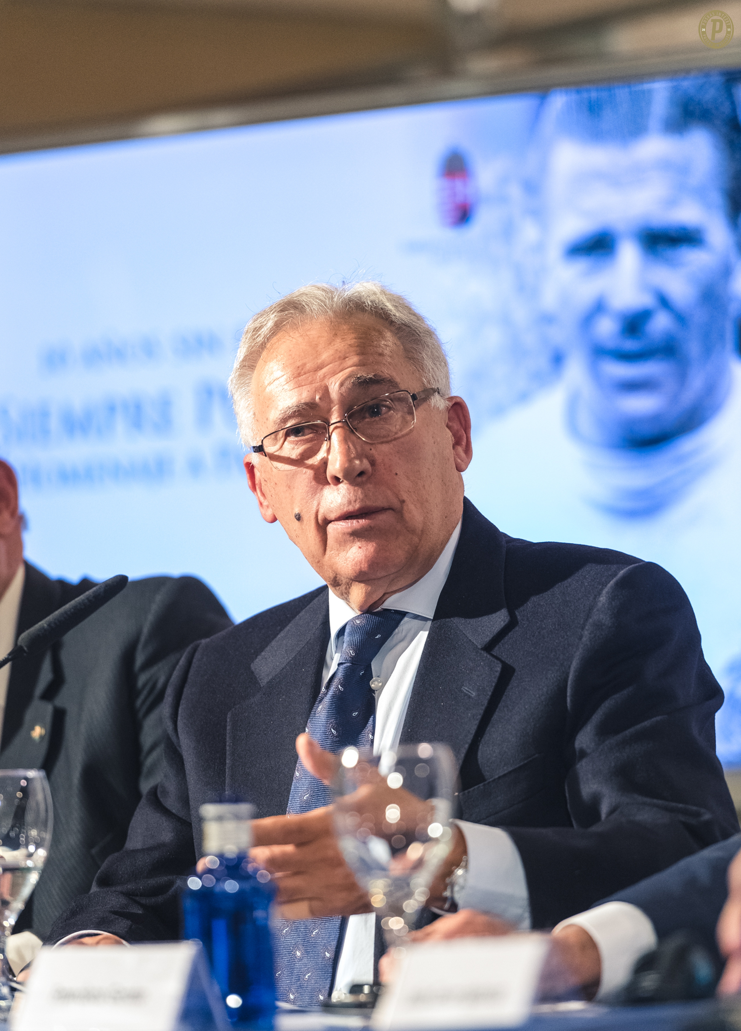 Tiszteletbeli elnök