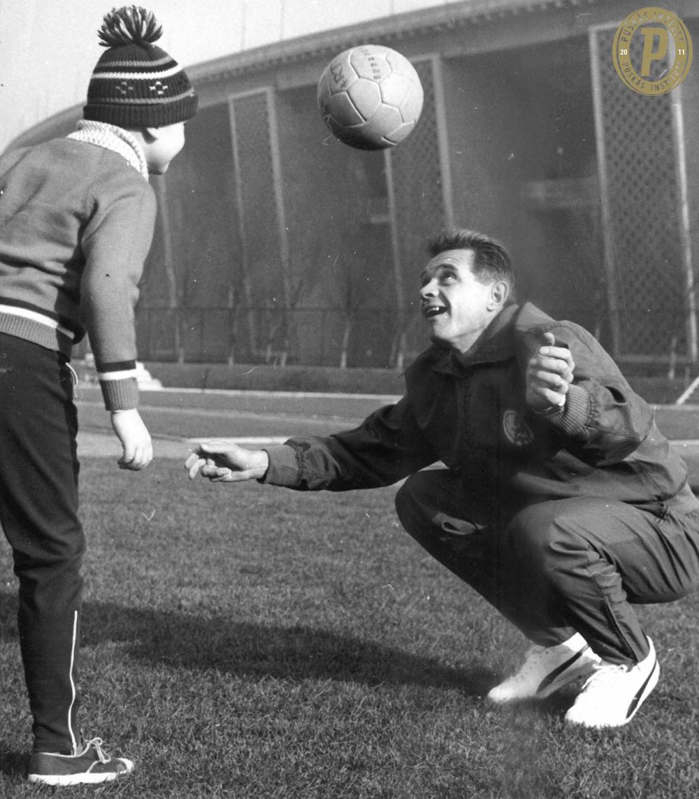 Atlétából labdarúgó